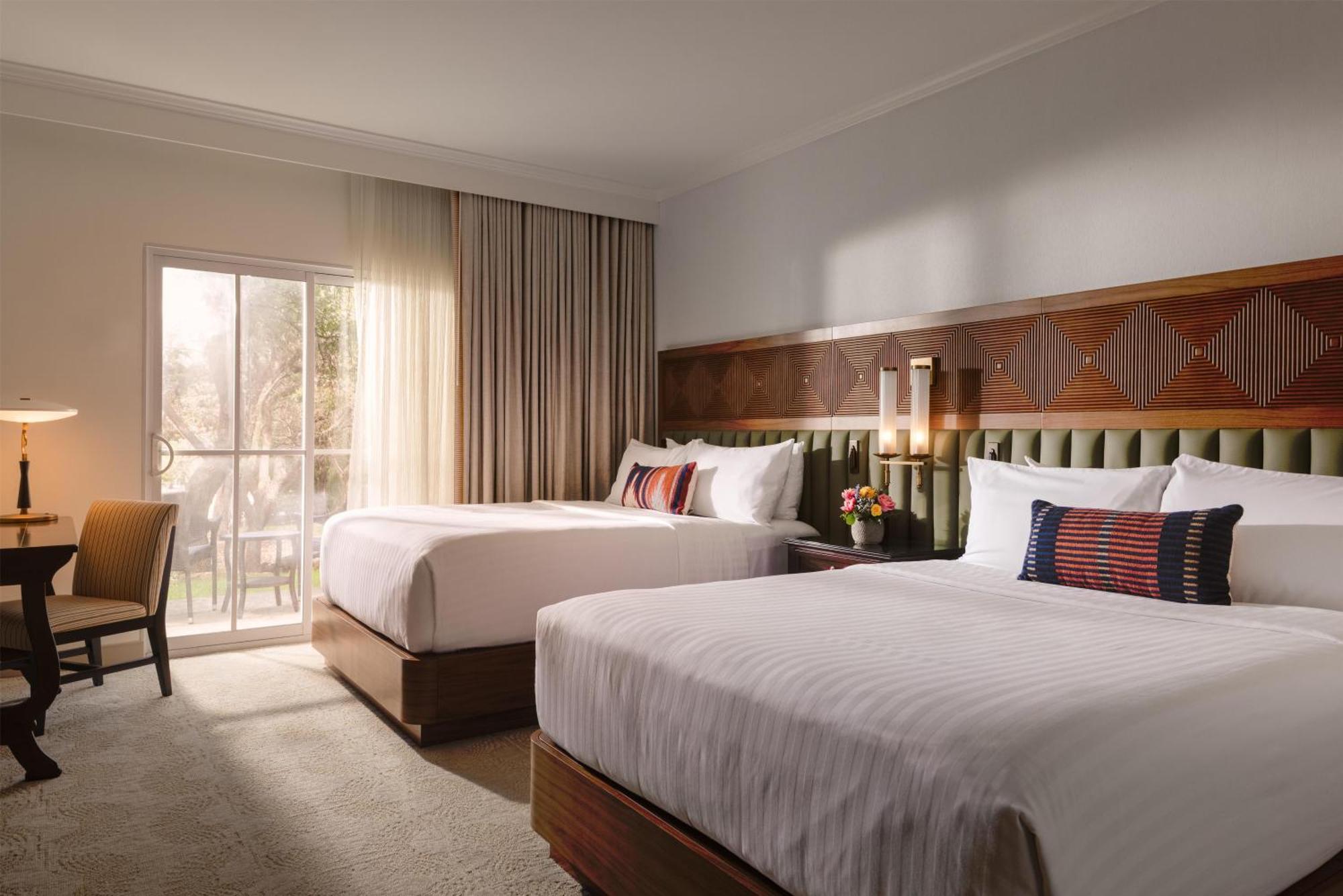 Queen Room with Two Queen Beds and Roll-In Shower - Mobility Access
